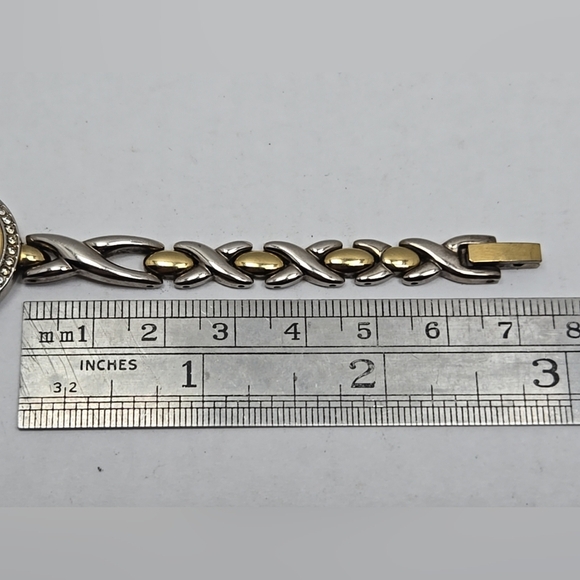 Citizen 5920 S011507 Analog Quartz Watch New Battery Silver Gold Two Tone Womens - Picture 8 of 10